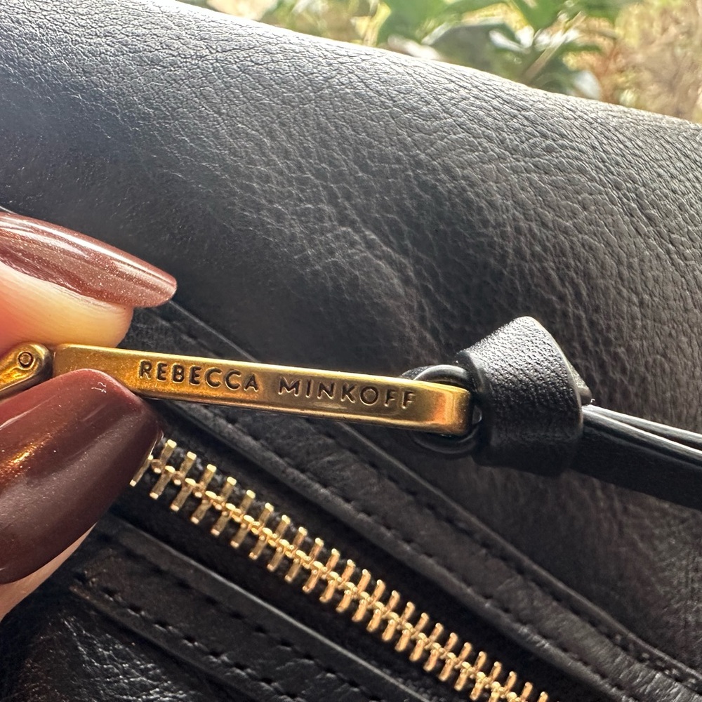 M.A.B.
Elegant Black Leather Hobo Bag - Picture 5 of 7